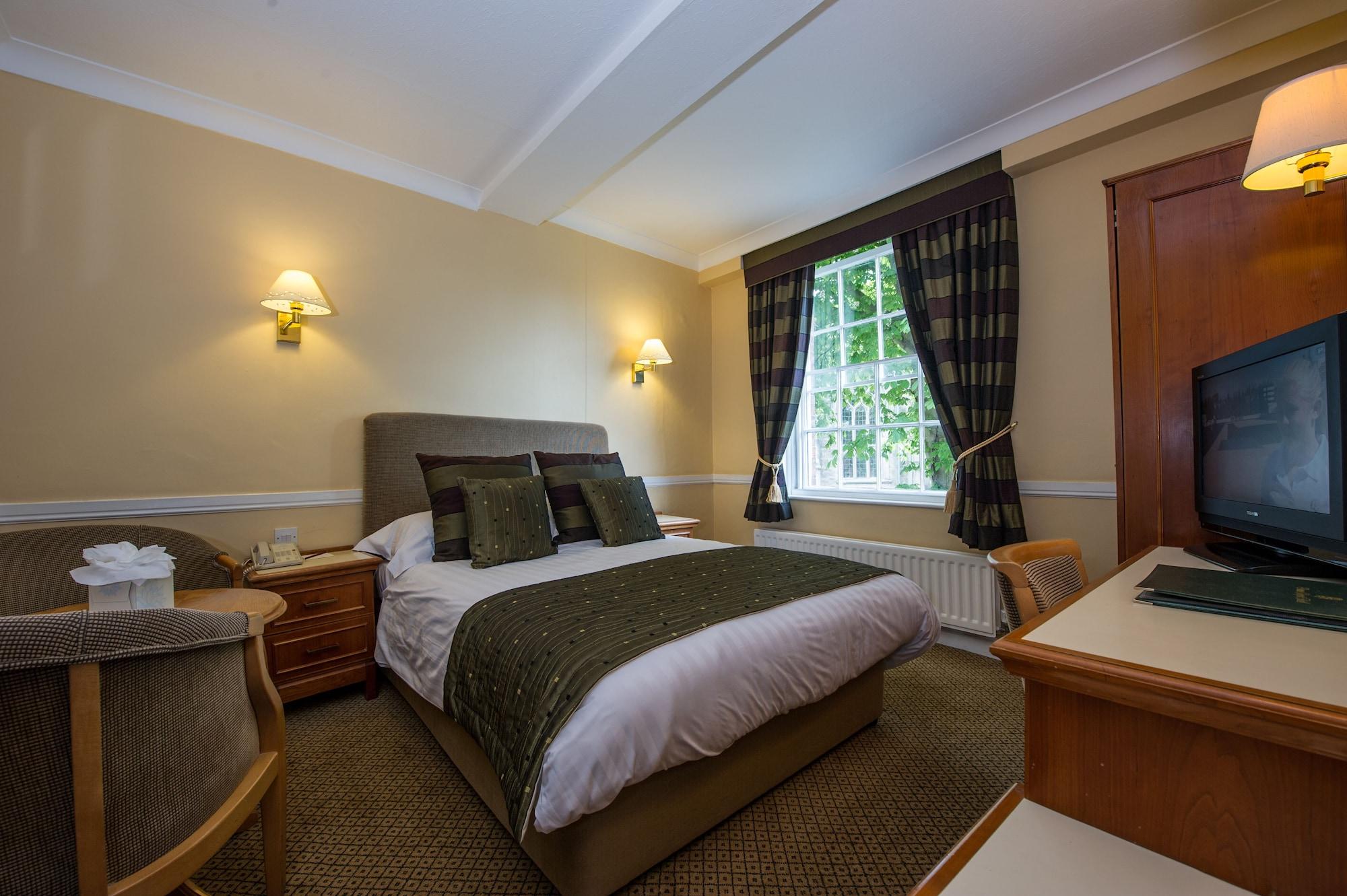 Prince Rupert Hotel ชรูว์สเบอรี ภายนอก รูปภาพ