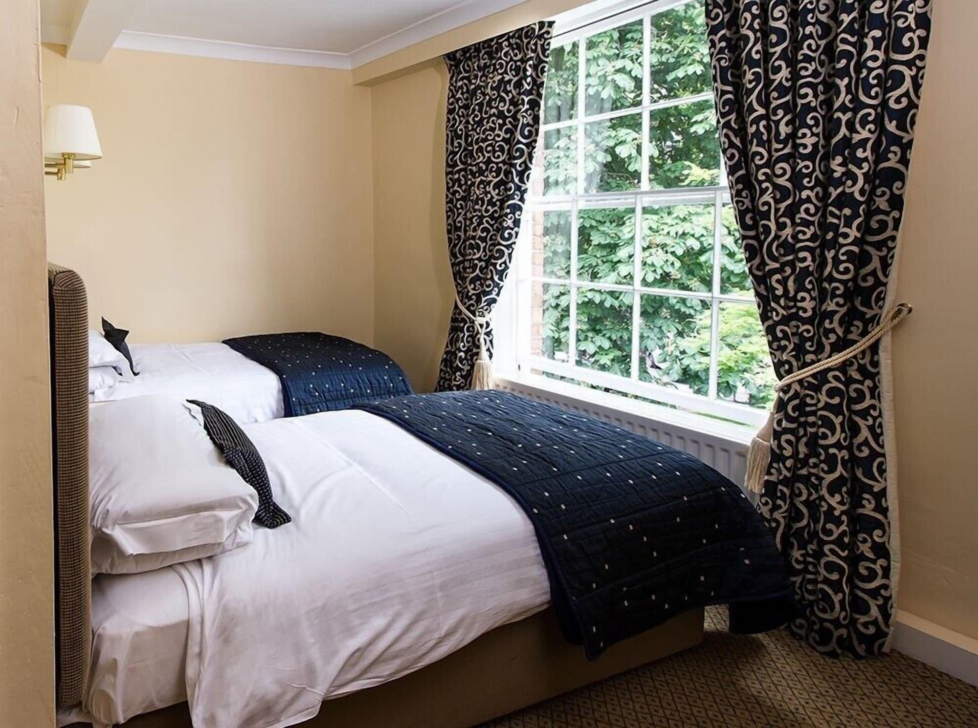 Prince Rupert Hotel ชรูว์สเบอรี ภายนอก รูปภาพ