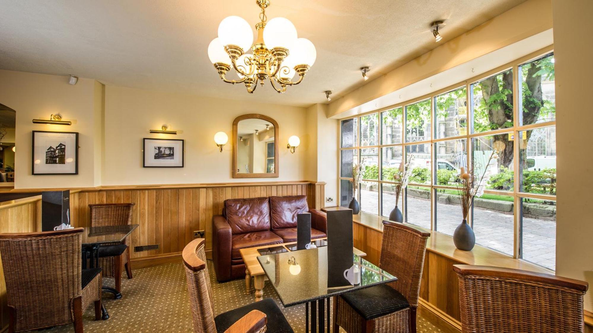 Prince Rupert Hotel ชรูว์สเบอรี ภายนอก รูปภาพ