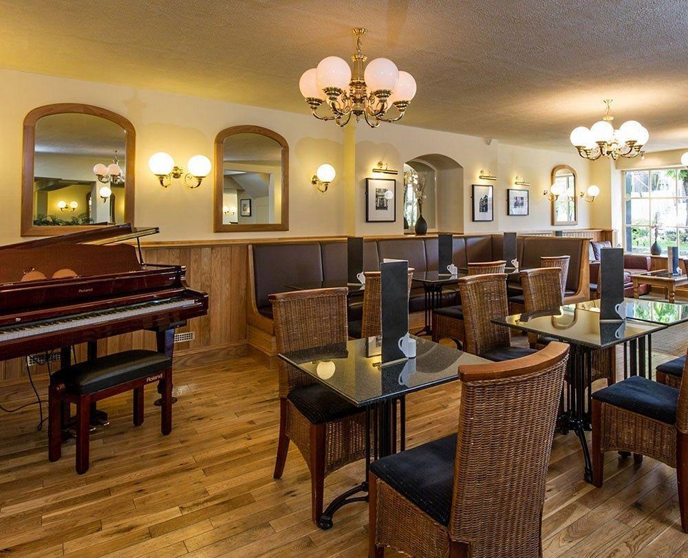 Prince Rupert Hotel ชรูว์สเบอรี ภายนอก รูปภาพ